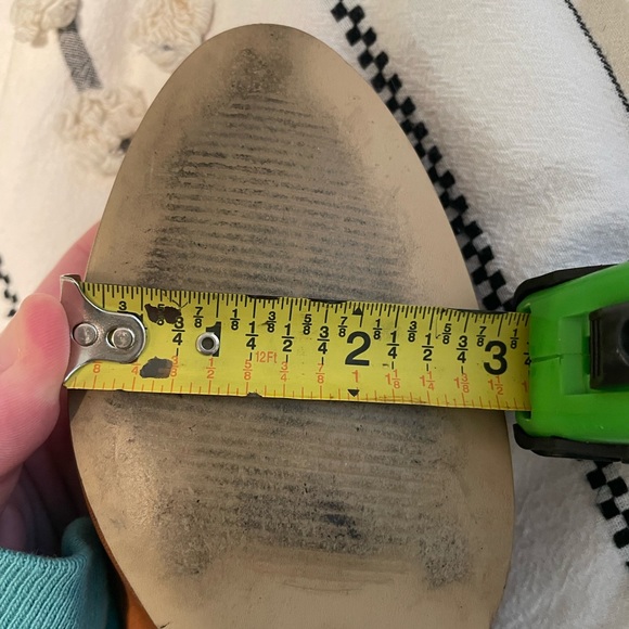 Banana republic Brown Leather Heels - Picture 7 of 7